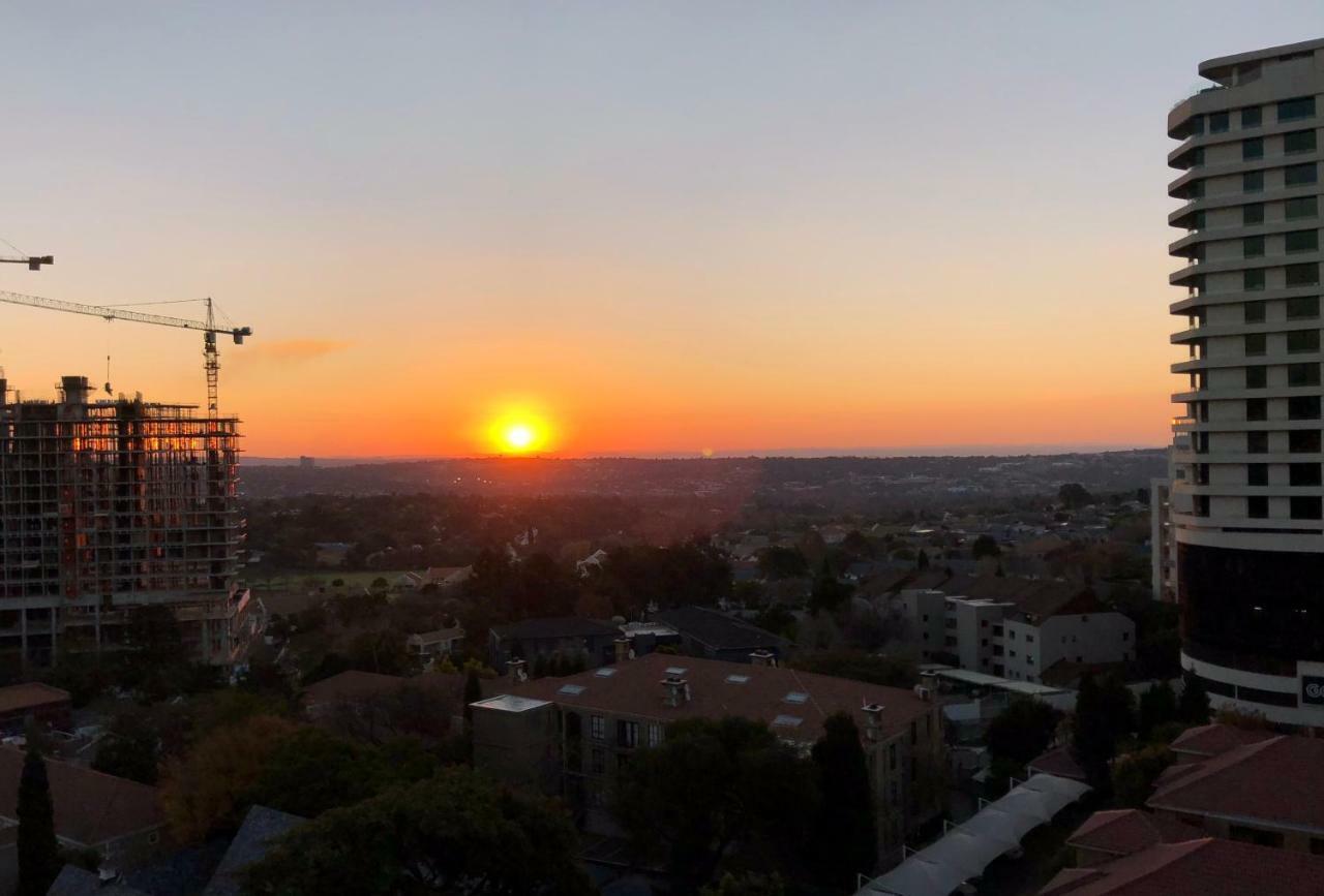 Sandton Skye Suites Johannesburg Ngoại thất bức ảnh